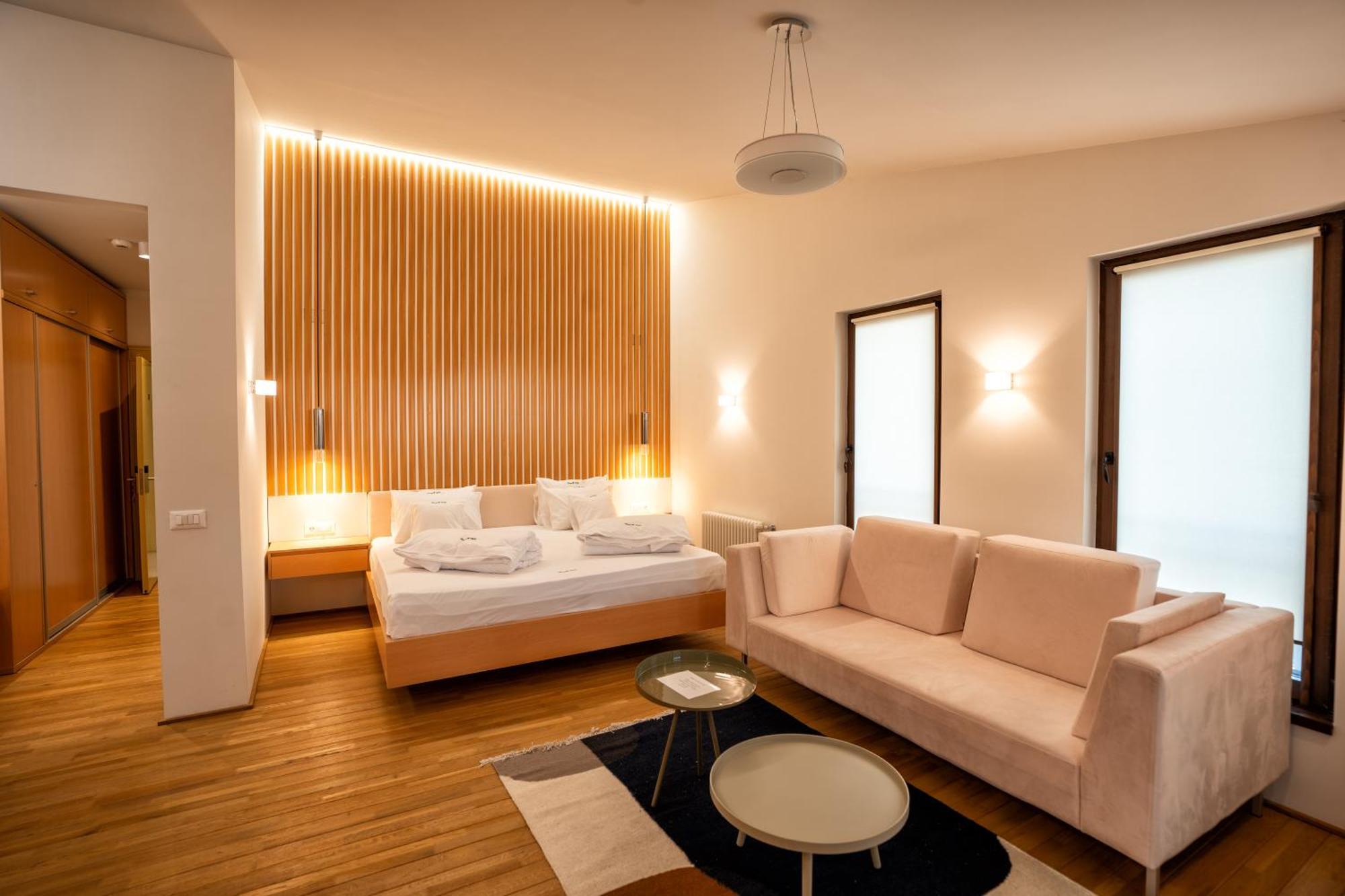 Hotel Curtea Veche Curtea De Arges Ngoại thất bức ảnh