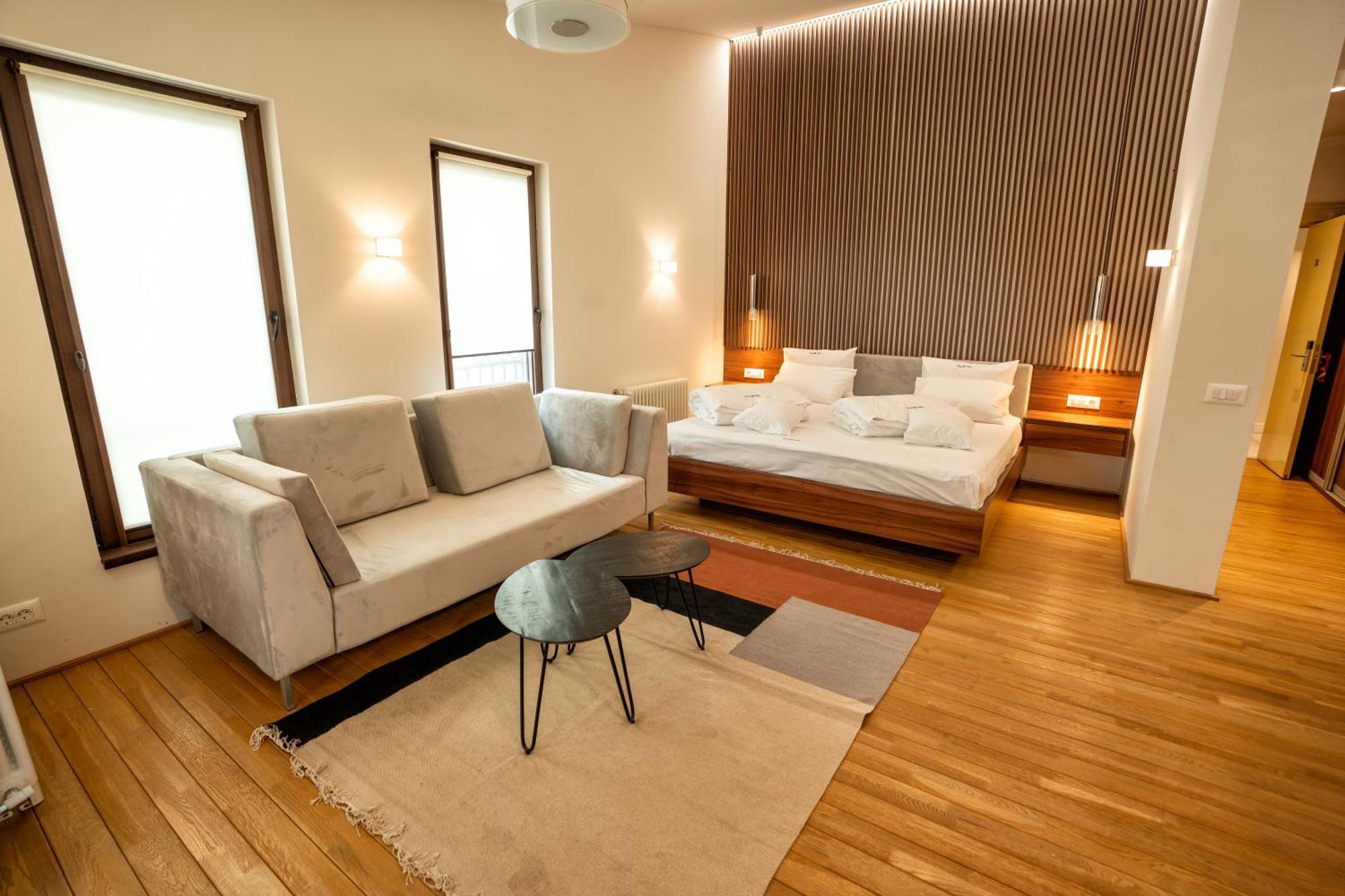 Hotel Curtea Veche Curtea De Arges Ngoại thất bức ảnh